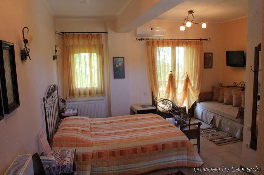 Chorostasi Guest House Parthenonas Exterior photo